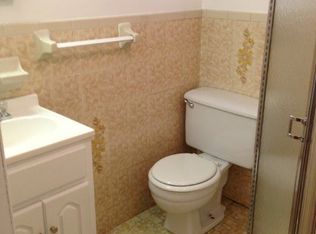 2024 42nd St, Astoria, NY 11105