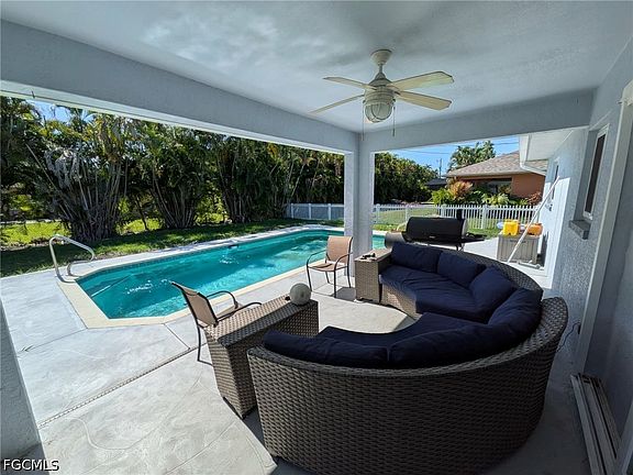 2nd image of 5019 Chiquita Blvd S