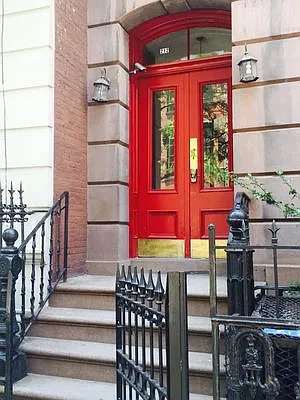 Rented by R New York | media 13