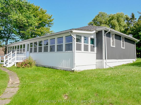 4th image of 1686 Howe Island Dr