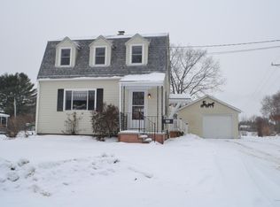 199 Cianchette St, Pittsfield, ME 04967