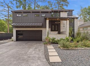 26 Leisure Ln, Spring, TX 77380