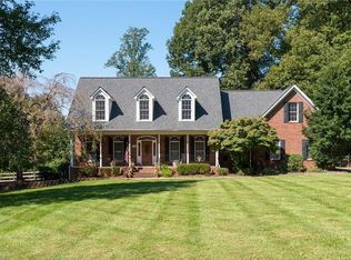 1797 Case Oak Ct, Oak Ridge, NC 27310