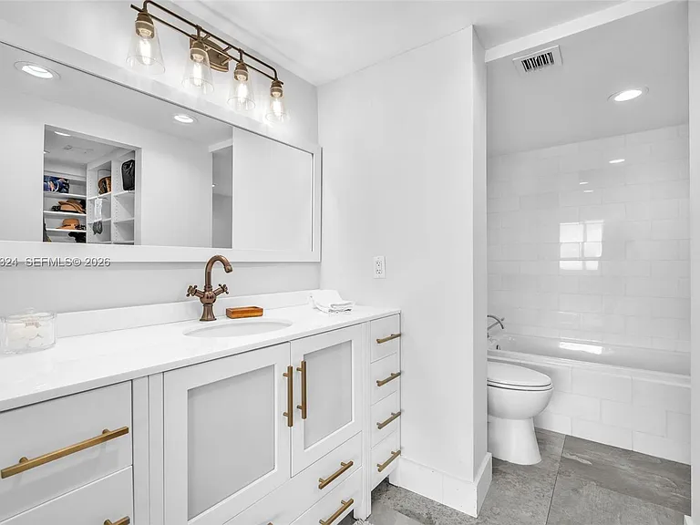 7135 Collins Ave #736 — Photo 18