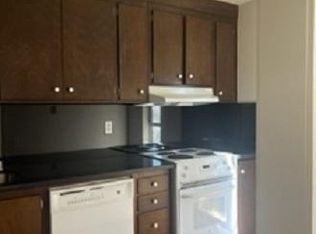 200 Montecito Ave APT 302, Oakland, CA 94610