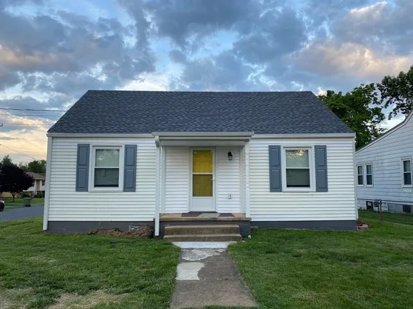 420 N Magnolia Ave, Waynesboro, VA 22980