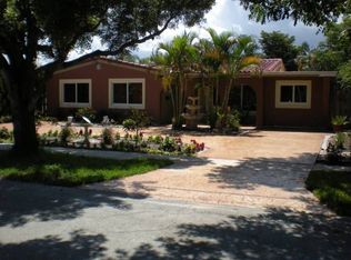 1106 N 30th Rd, Hollywood, FL 33021