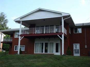 2nd image of 5803 Brahma Rd