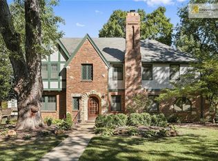 430 W 57th St, Kansas City, MO 64113