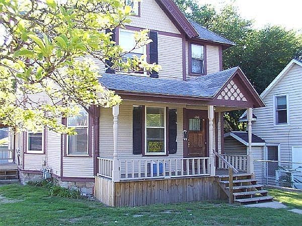 1st image of 1216 Eastern Ave SE