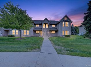 44393 Sunnyside Dr #38, Sterling Heights, MI 48313