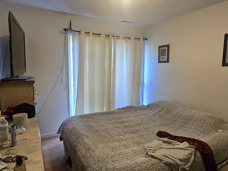 969 Temple Dr #2 — Photo 6