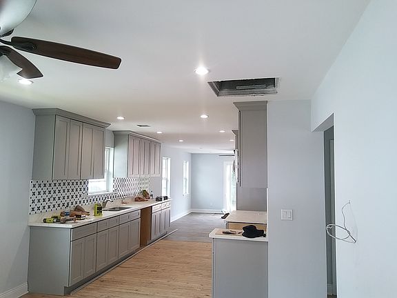 3rd image of 4109 Heaslip Ave