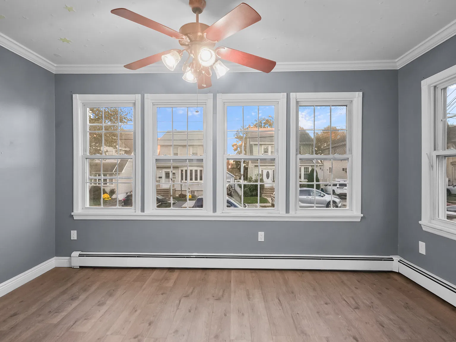 2 bed, $2,950 — Photo 2