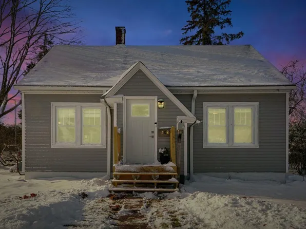 1023 14th Ave W, Ashland, WI 54806