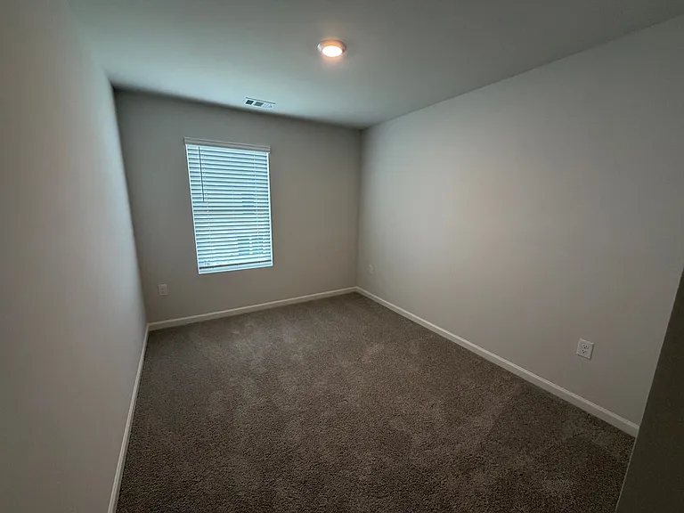 9 Silverbell Ln — Photo 14
