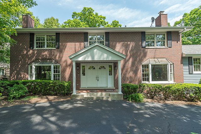 1st image of 29 Romiga Ln
