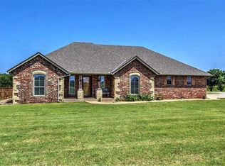 13692 S County Line Rd, Cashion, OK 73016