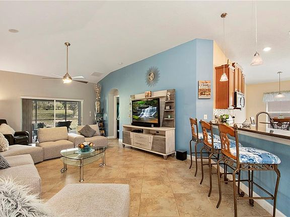 5th image of 3824 Serena Ln