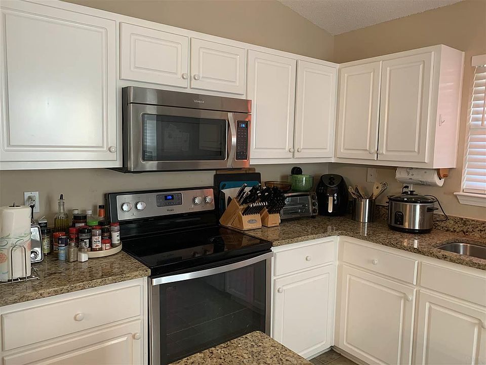 1st image of 3891 Sunny Manor Cir