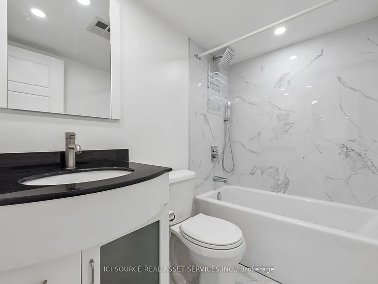 7601 Bathurst St #1003 — Photo 17