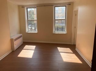 6543 Myrtle Ave, Ridgewood, NY 11385