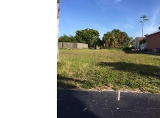 6072 Waterway Bay Dr, Fort Myers, FL 33908