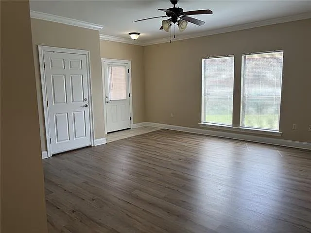 144 Nickel Loop — Photo 4