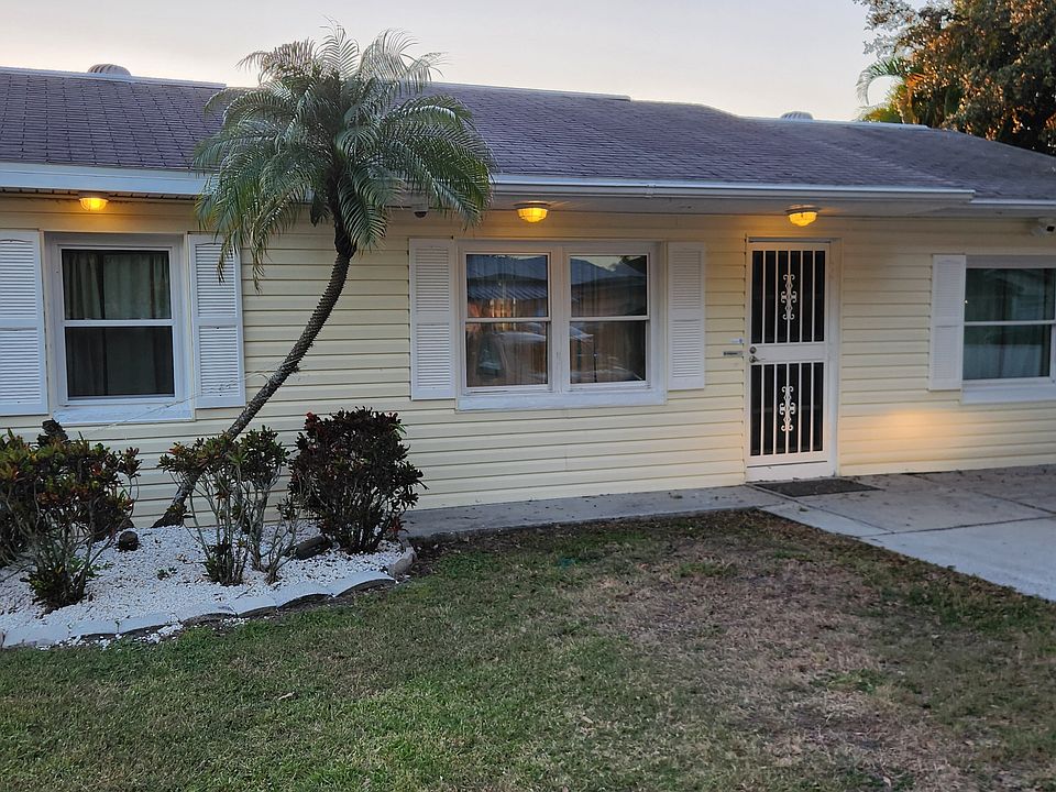 1st image of 1221 Waters Edge Dr