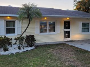 1221 Waters Edge Dr, Lakeland, FL 33801
