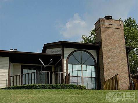 1st image of 124 Henry M Chandler Dr