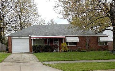 1st image of 701 Walnut Dr