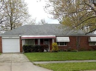 701 Walnut Dr, Euclid, OH