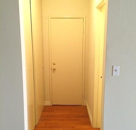 4th image of 530 Veteran Ave #98mycj42n