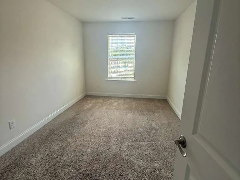 2100 Solana Woods Dr — Photo 21