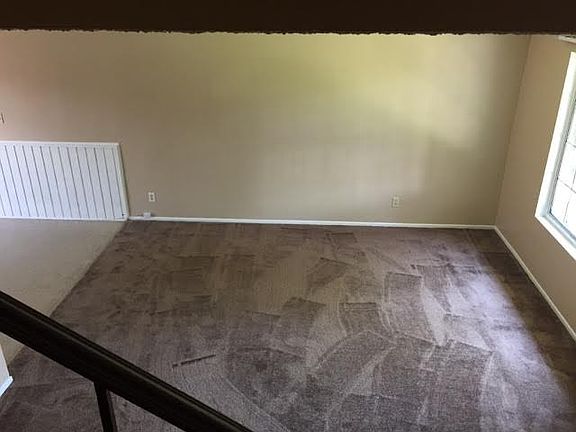 4th image of 1420 W Stoneridge Ct APT A