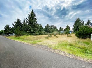 355 Ponderosa Loop NE, Ocean Shores, WA 98569