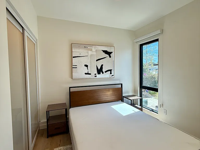 2375 Vancouver Ave #1 — Photo 10