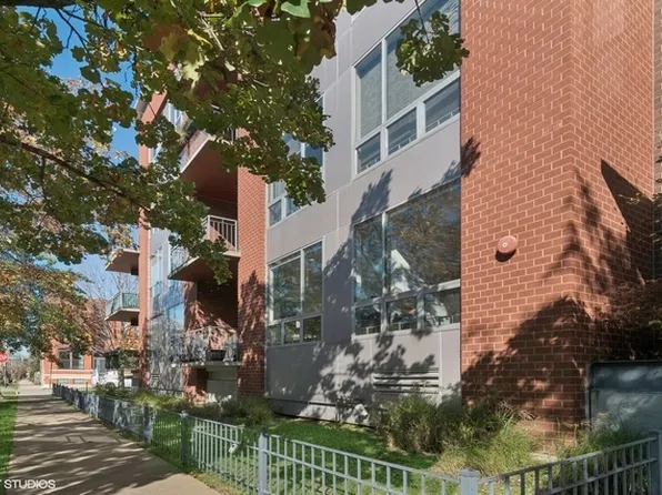 1825 N Winnebago Ave APT 103, Chicago, IL 60647