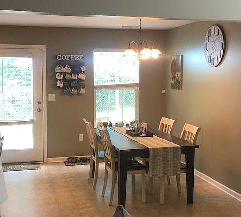 3rd image of 2334 Slate Valley Ln