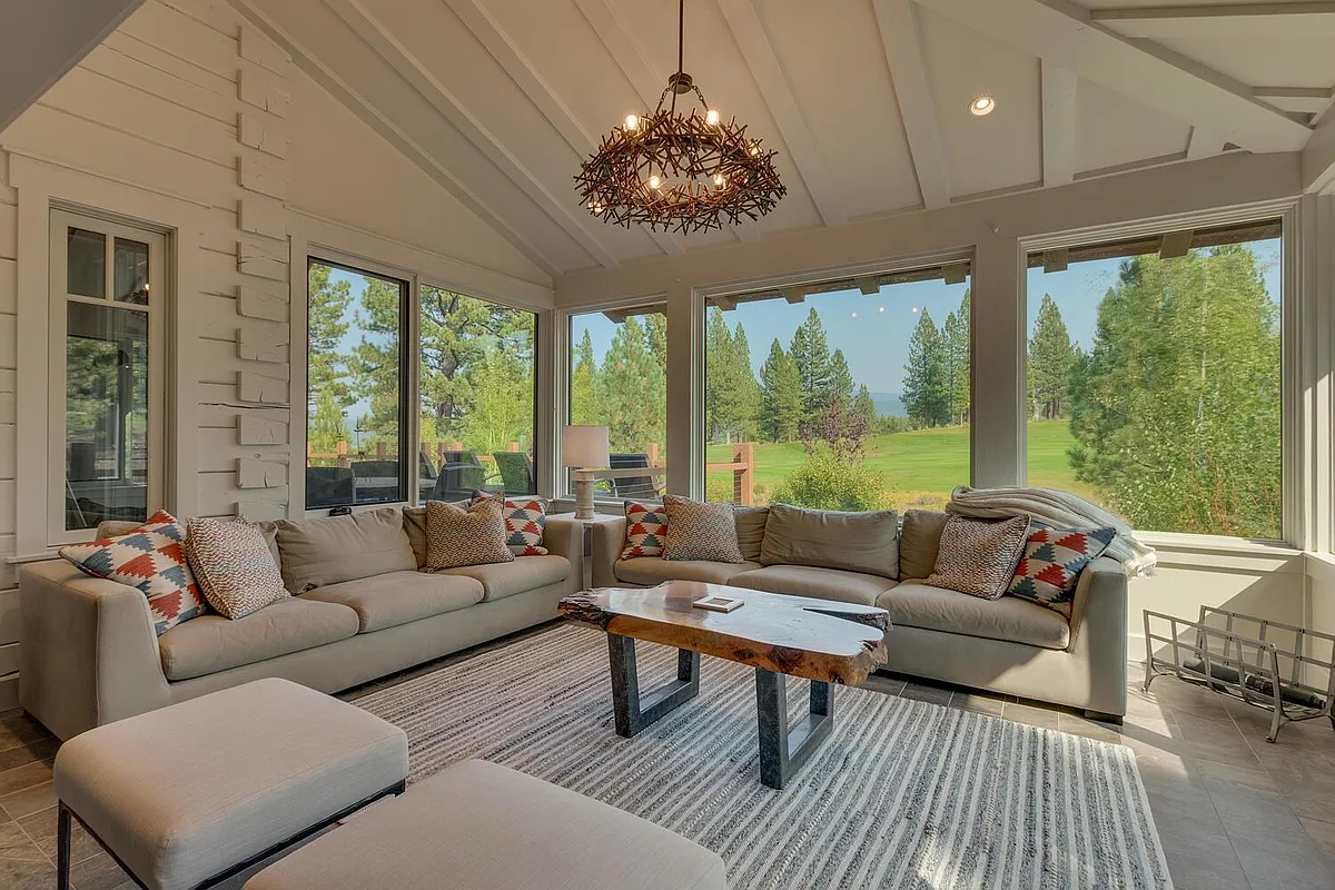 Building Photo - 7675 Lahontan Dr