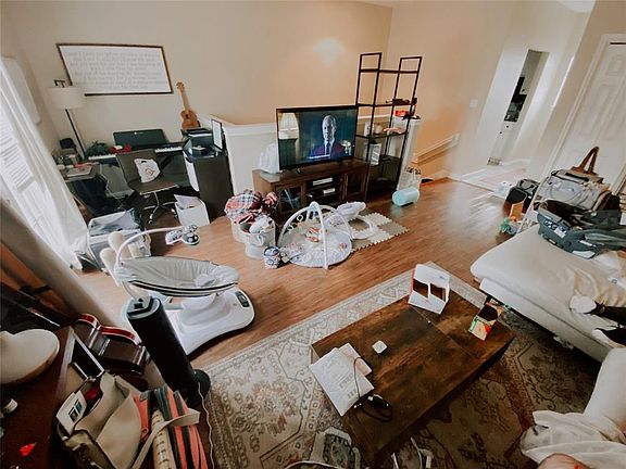 4th image of 1616 Avenue 11