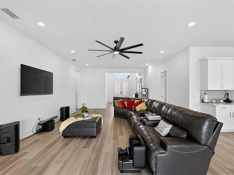 8634 Drummer Plank Dr — Photo 10