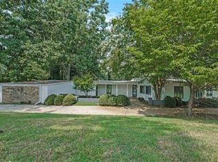 600 Mountain View Cir, Gainesville, GA 30501