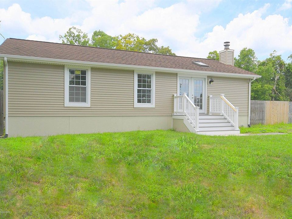 1st image of 7 Keelson Dr
