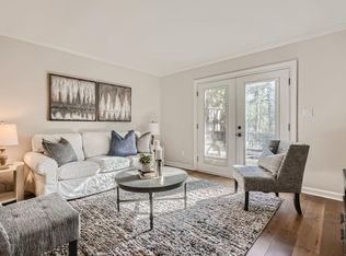 8 Ivy Rdg NE, Atlanta, GA 30342