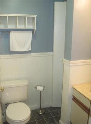 5th image of 220-230 Essex St #4