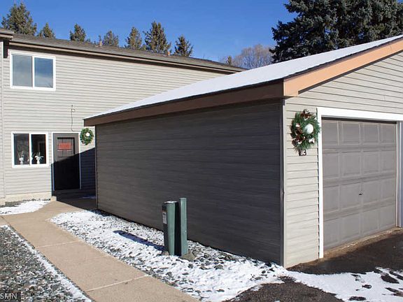 3rd image of 333 Odanah Ave APT 3C