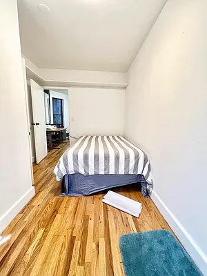 Rented by Bond New York | media 4