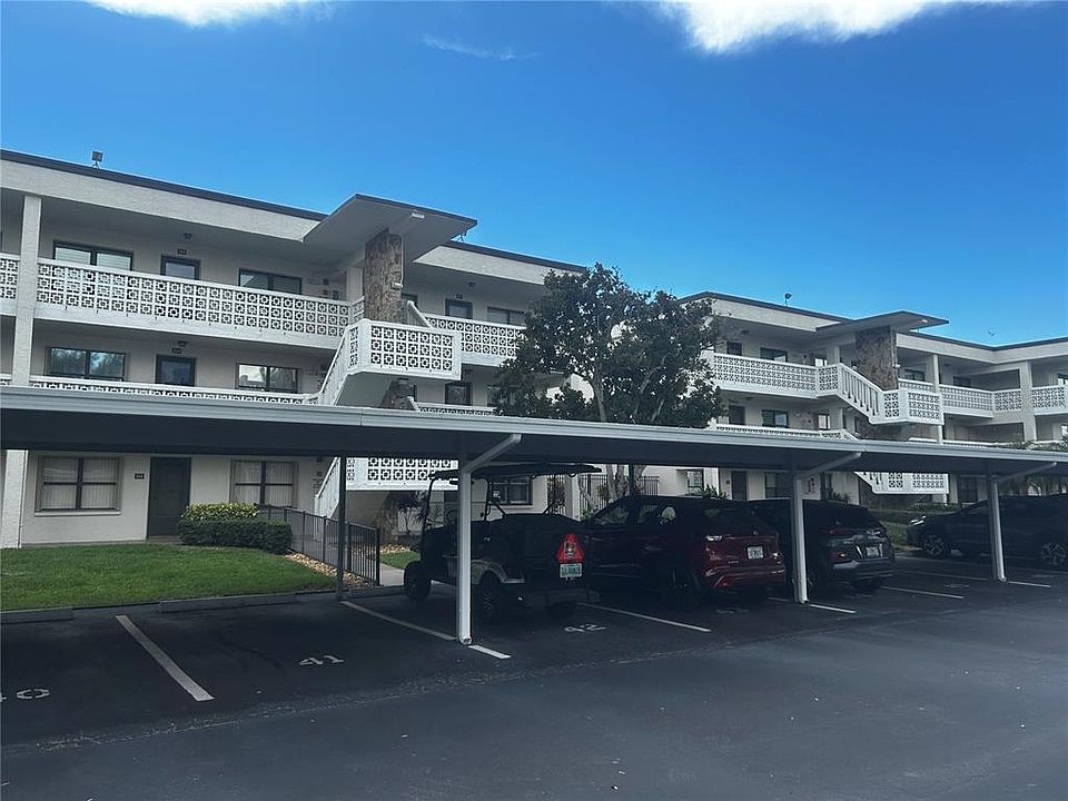 1st image of 4910 BAY STREET NE #210